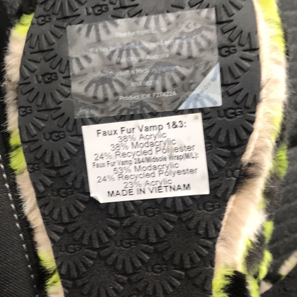 NWOT Ugg- furry slides size 6 - Picture 4 of 6